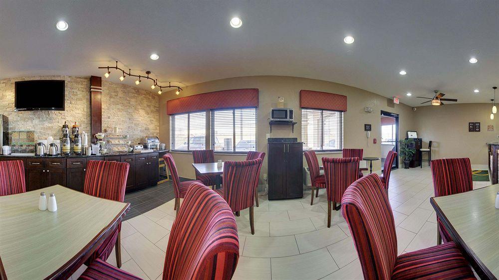 Quality Inn & Suites Des Moines Airport Экстерьер фото